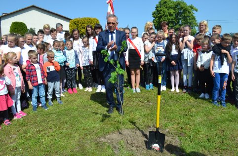 Sadzimy Dąb Niepodległości!